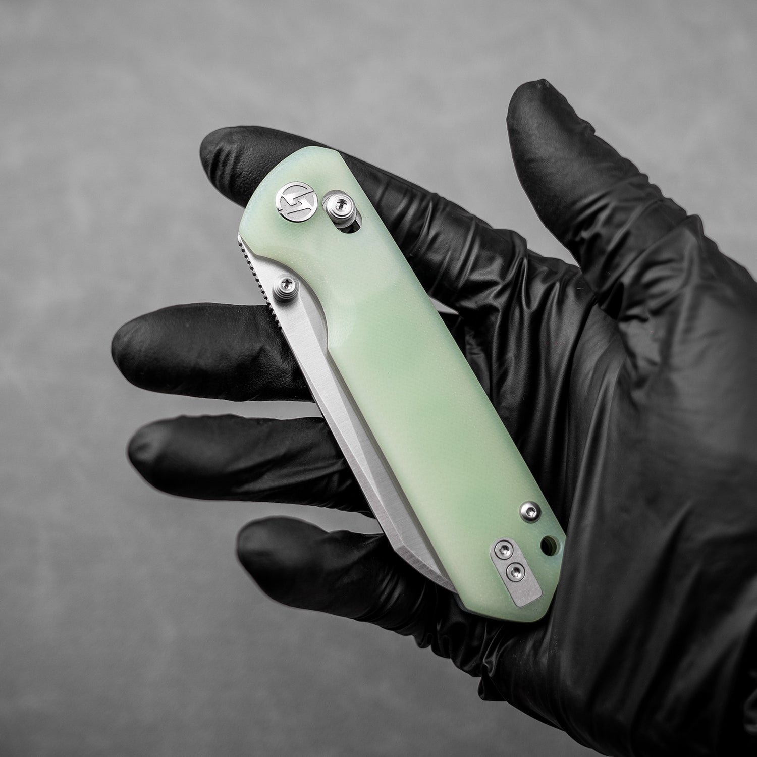 King Penguin G062 Folding Knife (3.35''+14C28N+Carbon fiber surface G10 Handle)-Crossbar Lock-Thumb Stud-Olitans