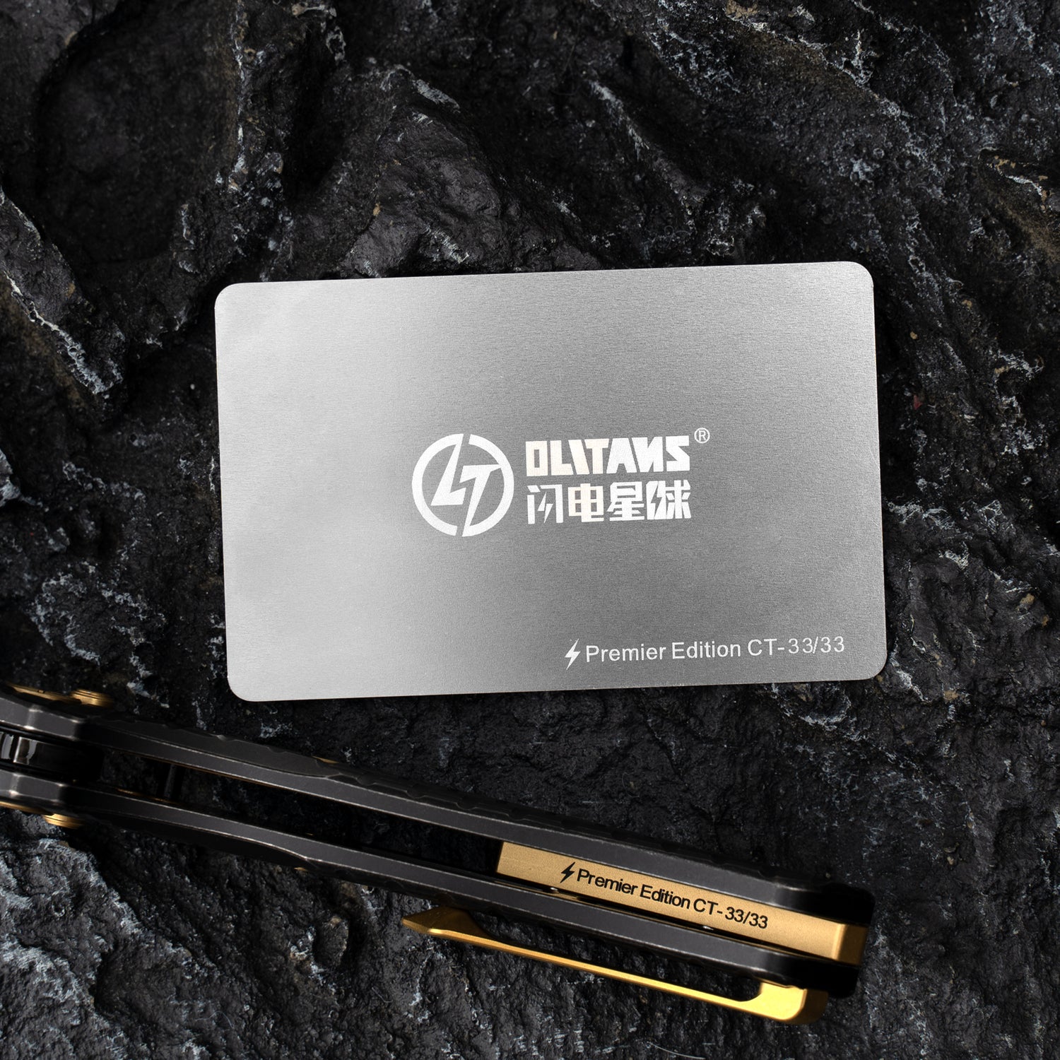 T052-Folding Knife 3.54'' Bohler M390 Blade + Titanium Handle - Crossbar Lock - Thumb Stud