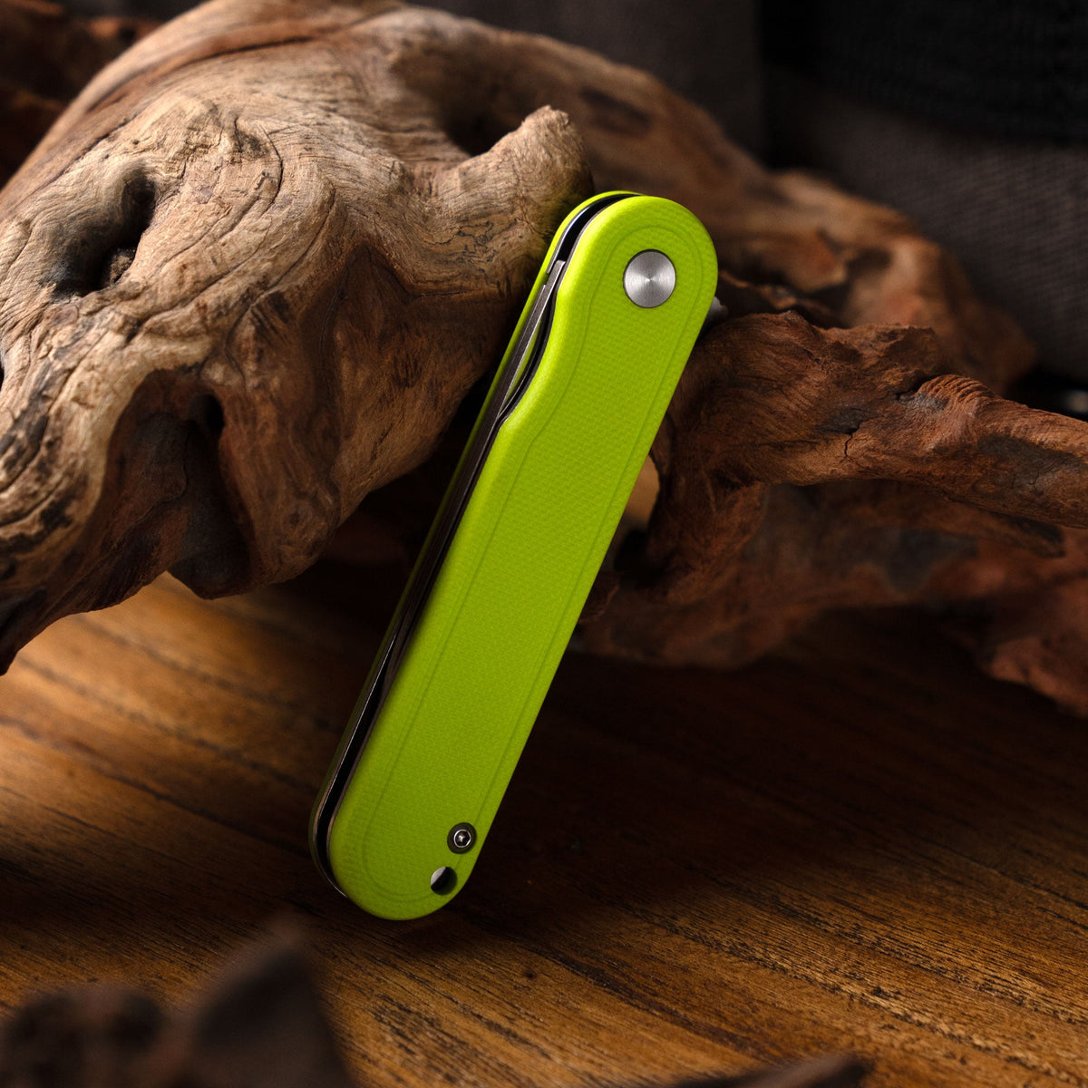 Rocket G040 (2.75''+D2+Neon Green G10)-Liner Lock-Flipper