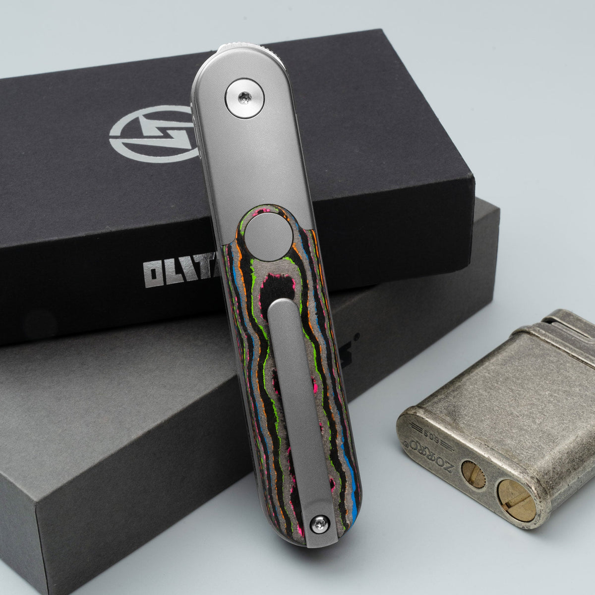 Rocket XL T081 (3.07''+M390+Neon Carbon Fiber)-Liner Lock-Front Flipper