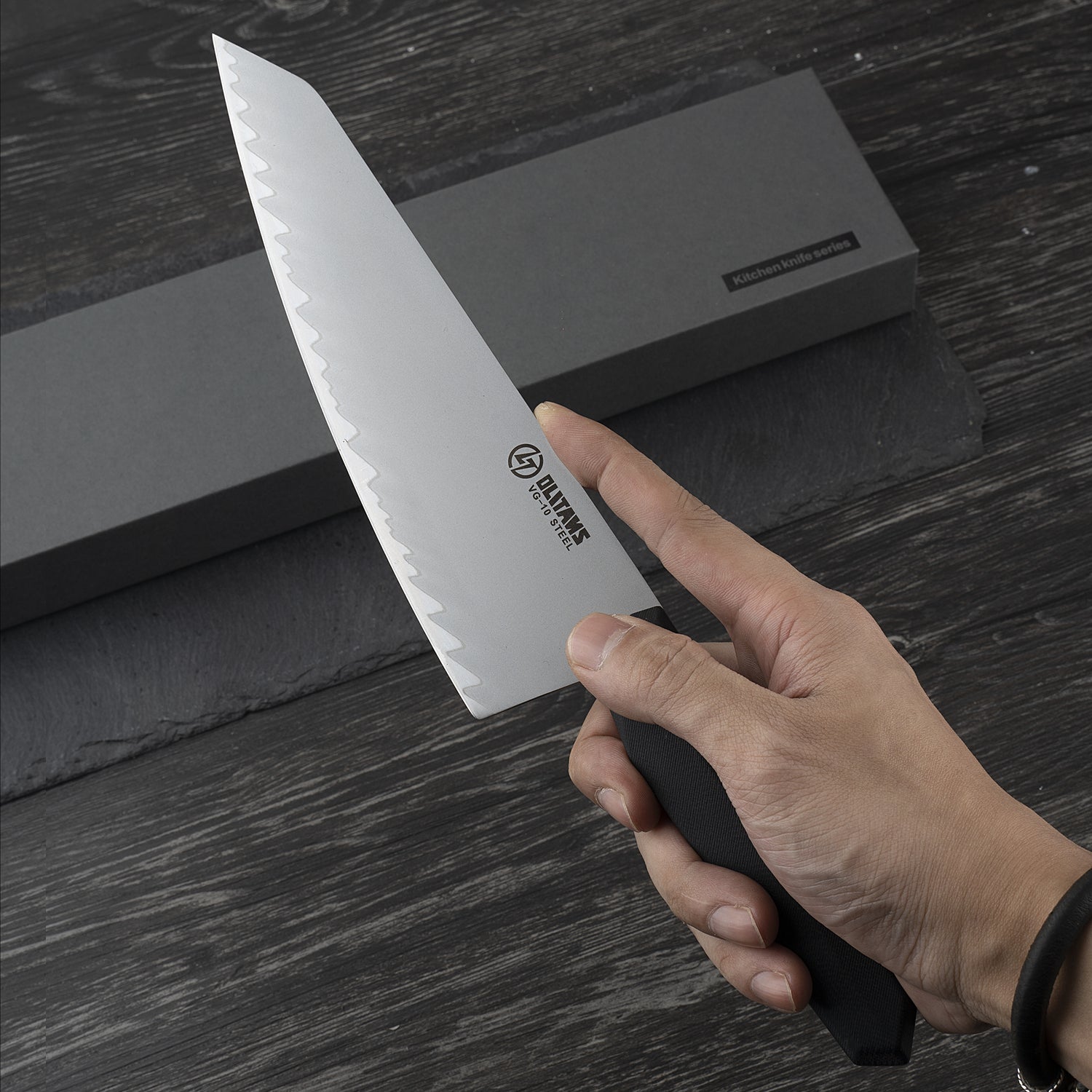 Chef's Knife, 8 in Professional Chef Kinfe VG-10, Ultra Sharp Kitchen Knife, G10 Handle (Black)