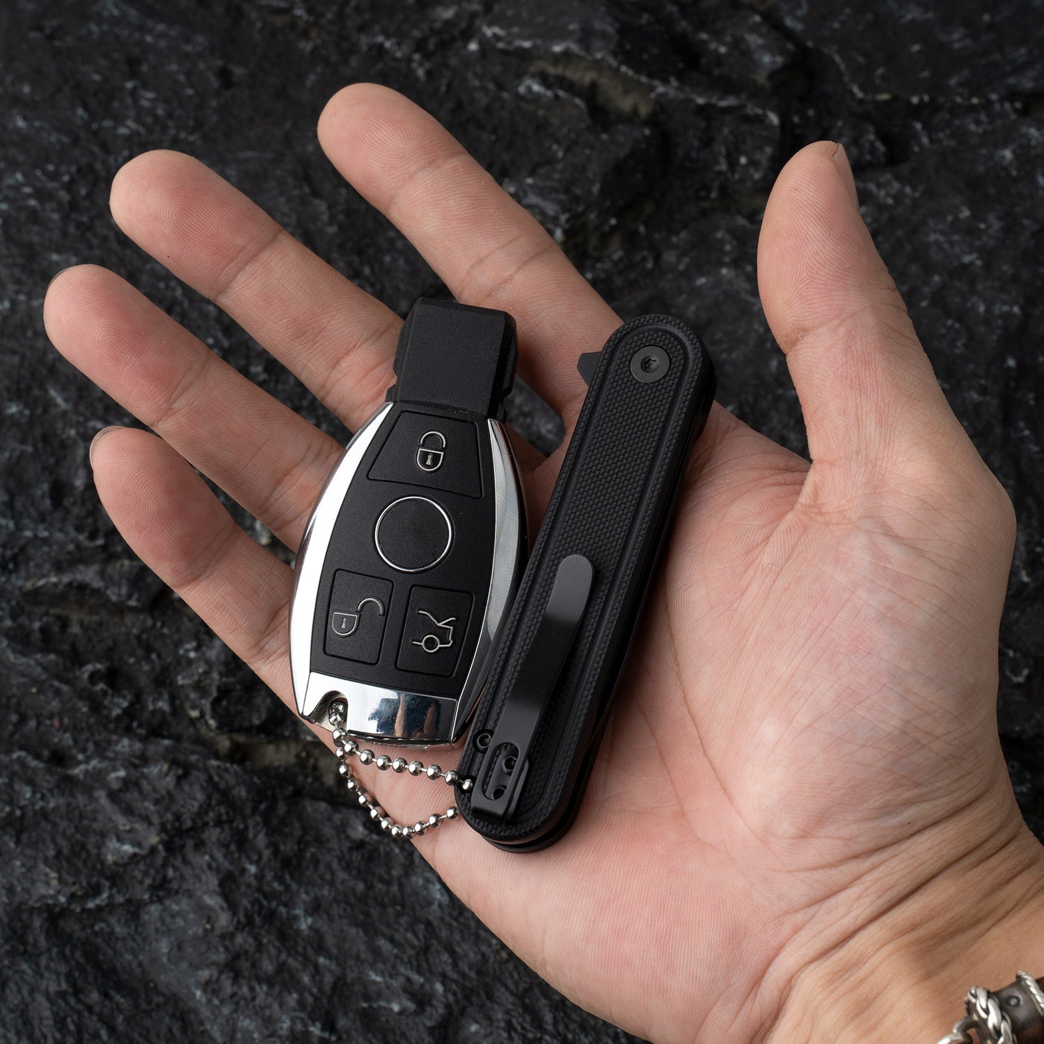 Rocket Pocket Knife (2.75''+D2+G10)-Liner Lock-Flipper-G040