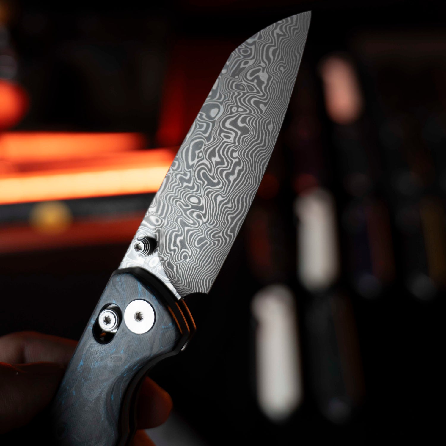 Imperial Penguin M060(3.35''+Damascus+Carbon fibre)-Axis lock-thumb stud
