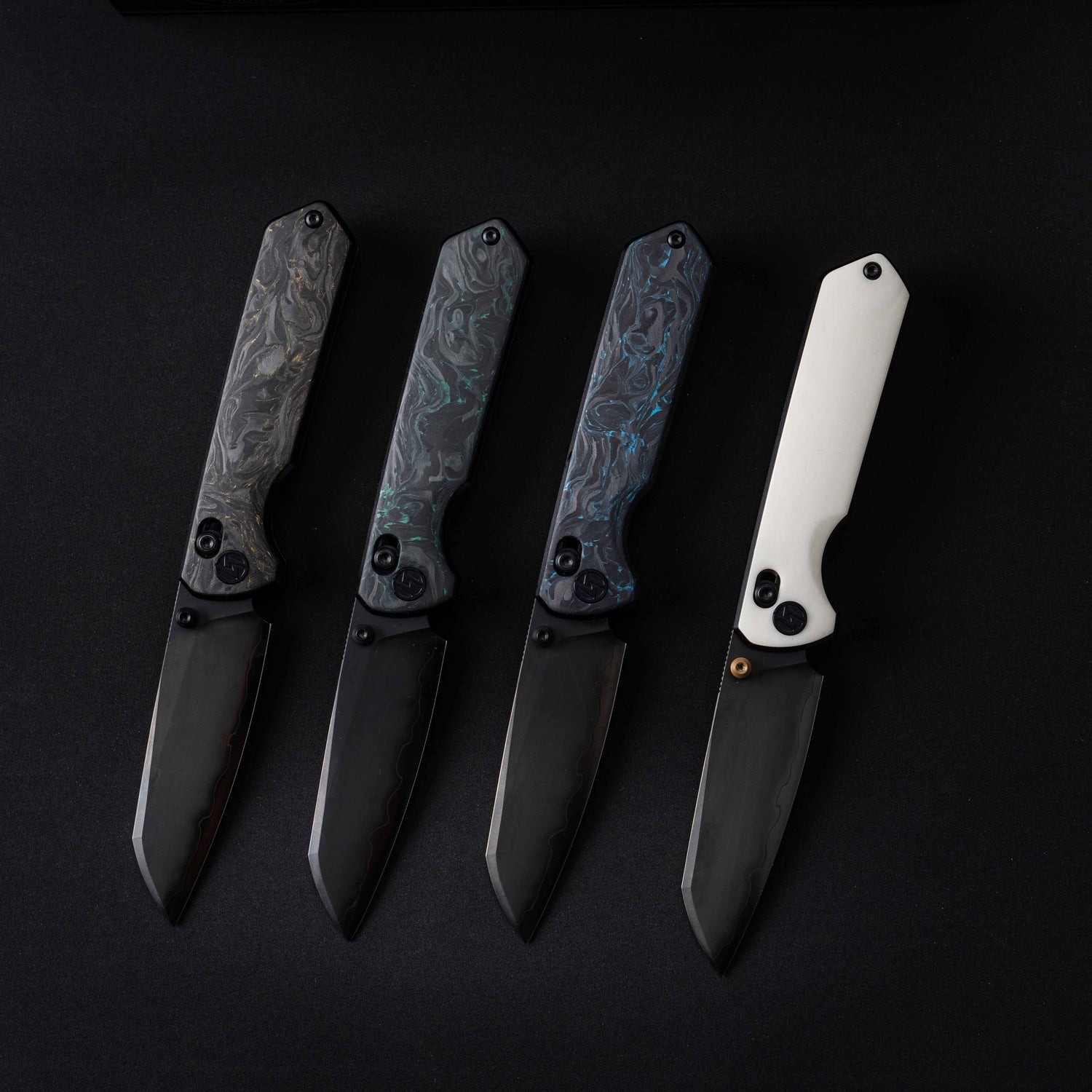 Imperial Penguin M060(3.35''+DLC-SLD Magic+Carbon fibre)-Axis lock-thumb stud