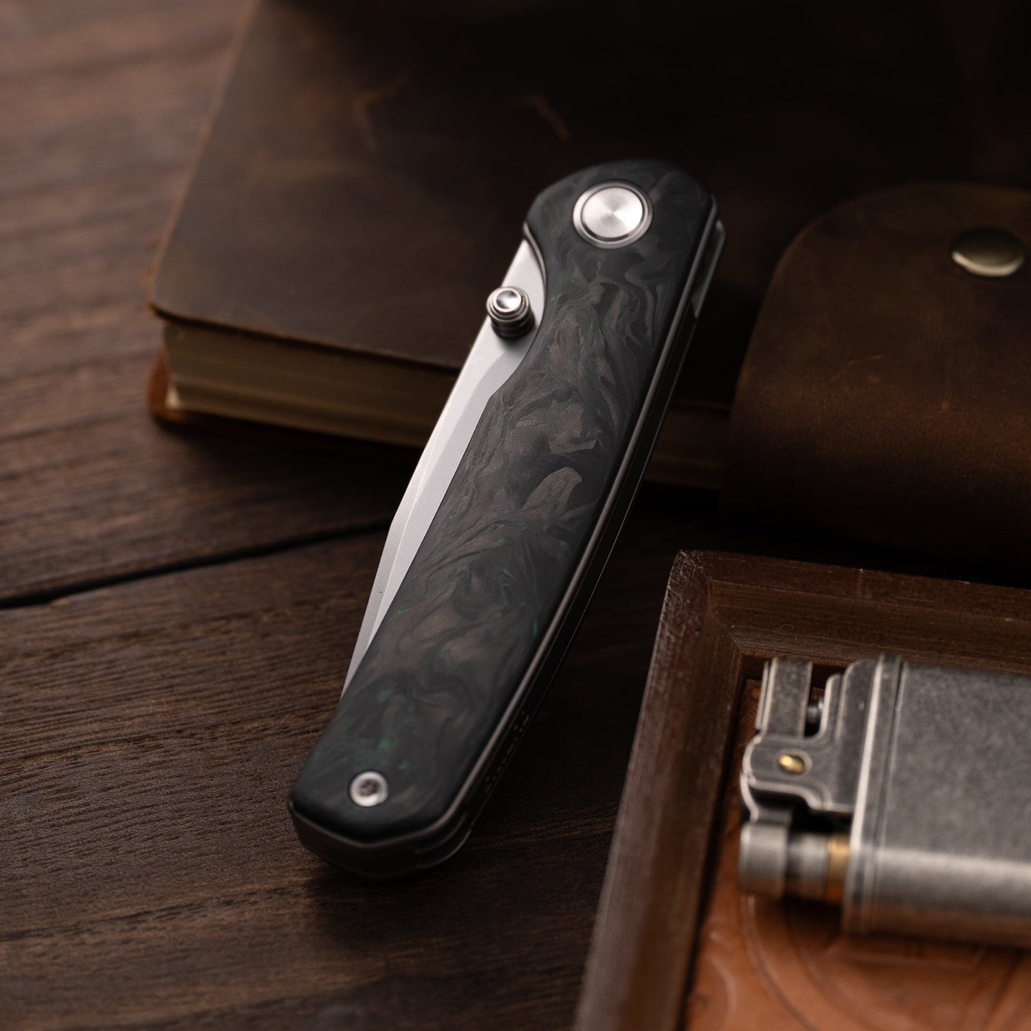 M070-SLD Folding Knife(3.07''+SLD Magic+Carbon fibre)-Liner Lock-thumb stud-OLITANS