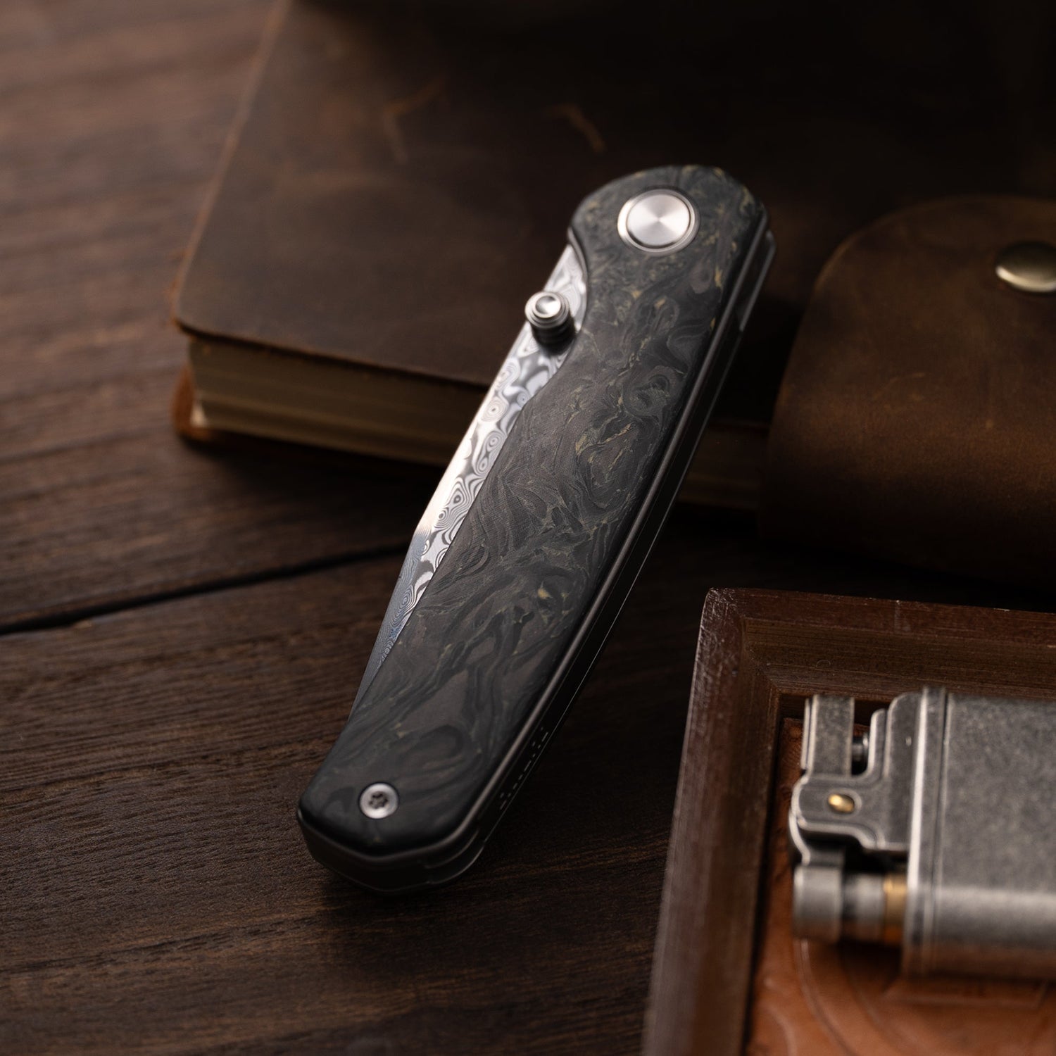 M070-DS Folding Knife(3.07''+Damascus+Carbon fibre)-Liner Lock-thumb stud-OLITANS