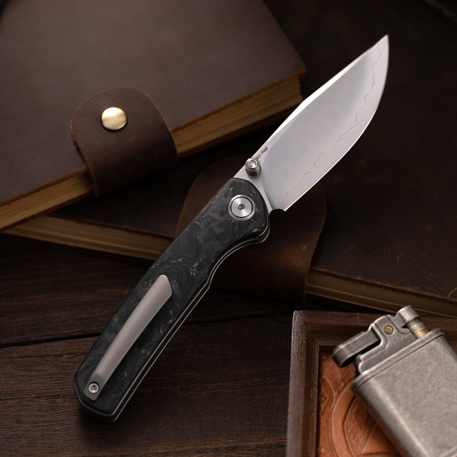 M070-SLD Folding Knife(3.07''+SLD Magic+Carbon fibre)-Liner Lock-thumb stud-OLITANS