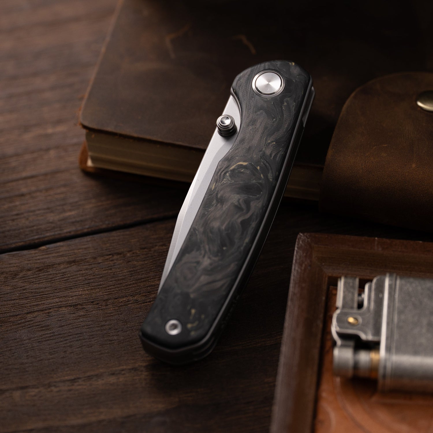 M070-SLD Folding Knife(3.07''+SLD Magic+Carbon fibre)-Liner Lock-thumb stud-OLITANS