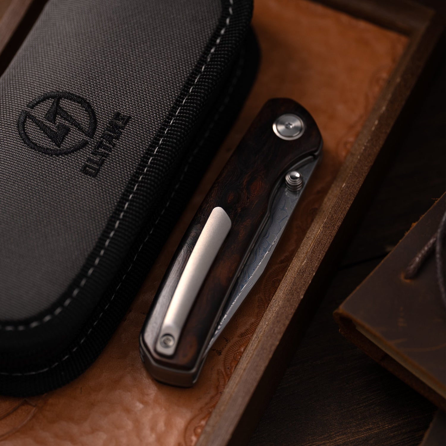 M070-DS Folding Knife(3.07''+Damascus+Wood)-Liner Lock-thumb stud-OLITANS